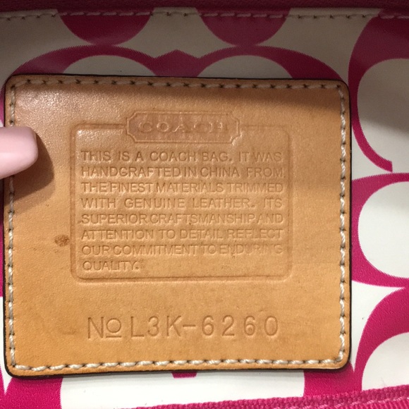 Authentic coach bag. Small. Pink - Picture 7 of 8